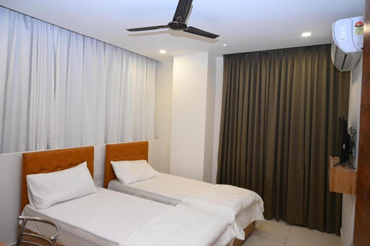 Hotel Hibiscus Tree- Bachupally Hyderabad Exterior foto