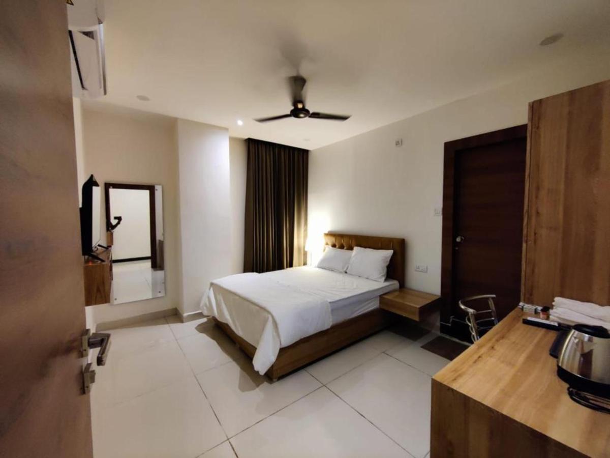 Hotel Hibiscus Tree- Bachupally Hyderabad Exterior foto